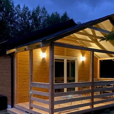 Miedzy Wodami - Domki Na Mazurach Mikołajki Ngoại thất bức ảnh